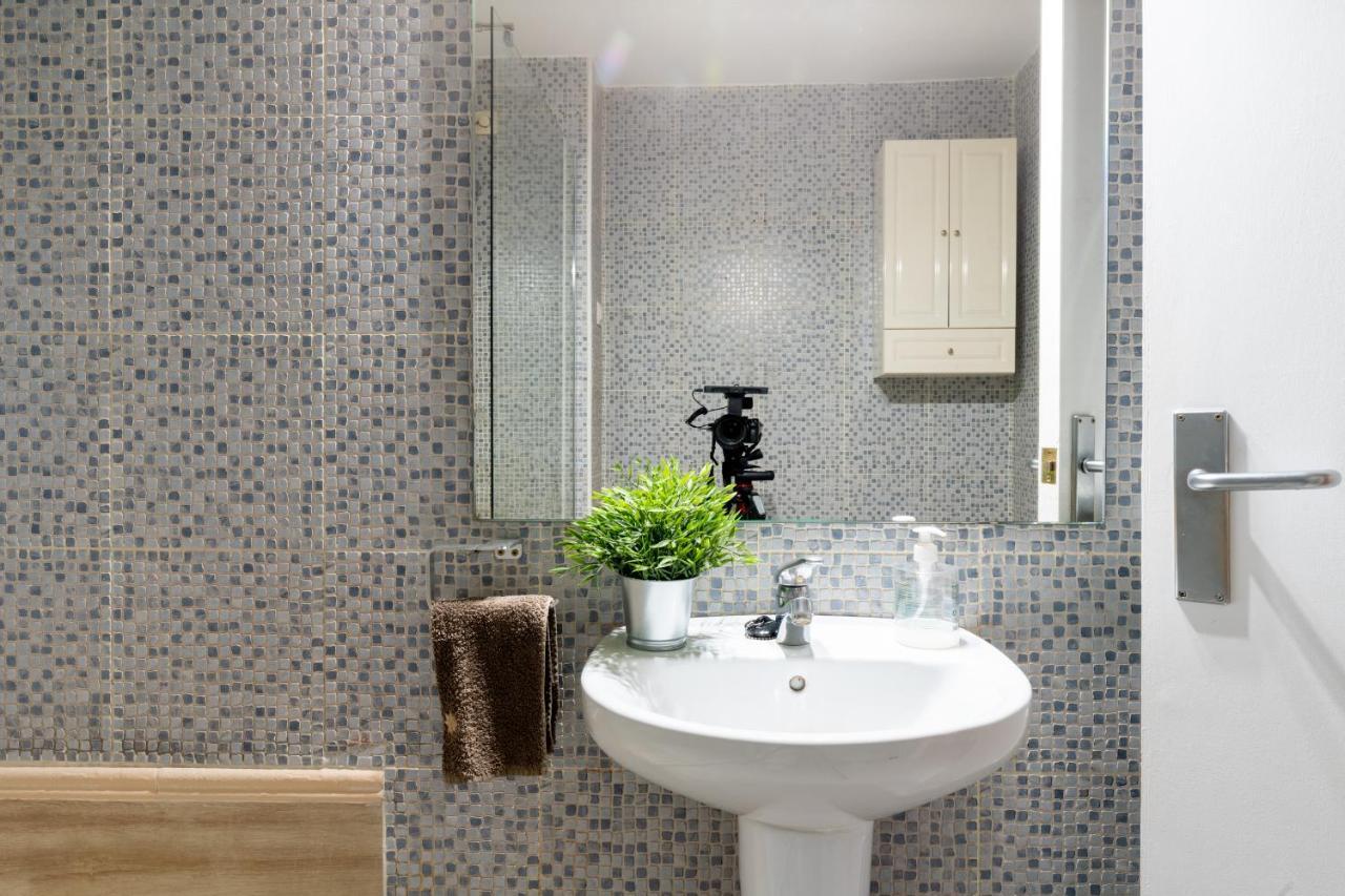 Cr Alameda Amplio Y Traquilo Apartameto Para Parejas Sevilla Exteriér fotografie